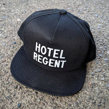 Load image into Gallery viewer, Hotel hat